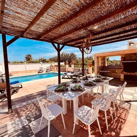 Chalet Flamingos, Playa D'en Bossa Area - Adults Only *