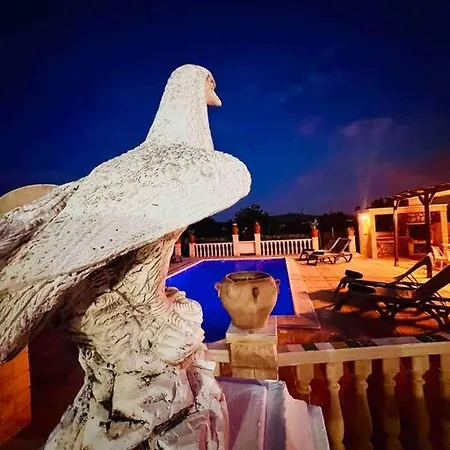 Flamingos, Playa D'en Bossa Area - Adults Only *